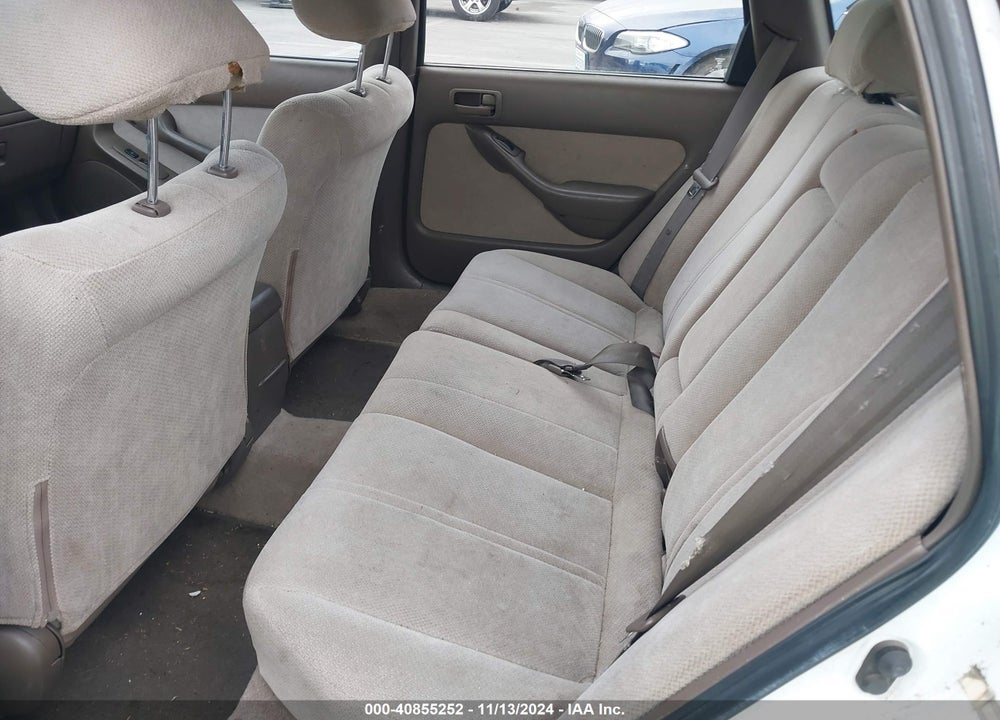 1996 TOYOTA CAMRY LE VIN: 4T1EF12K4TU141073