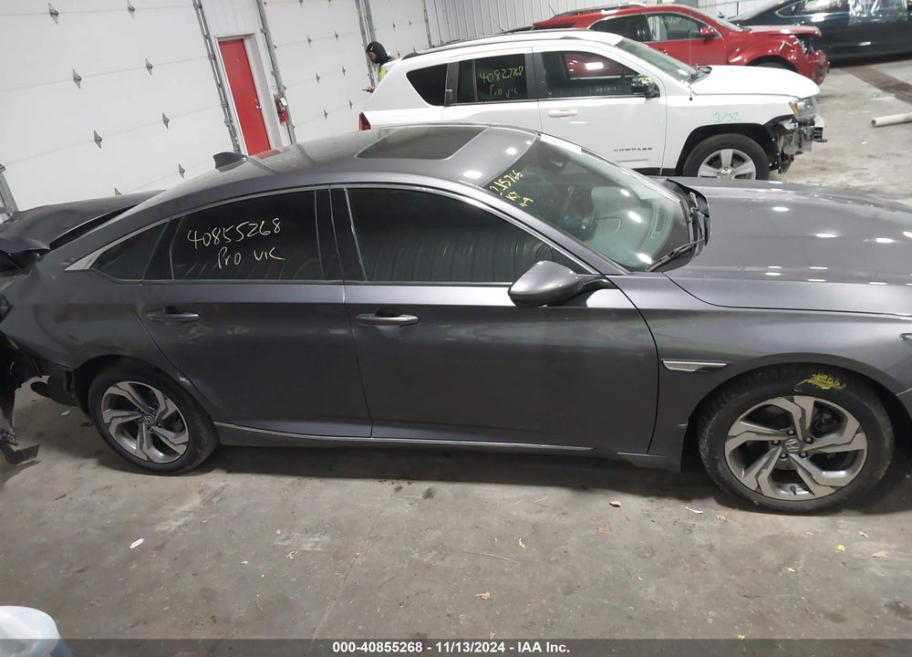 2018 HONDA ACCORD VIN: 1HGCV2F50JA031159