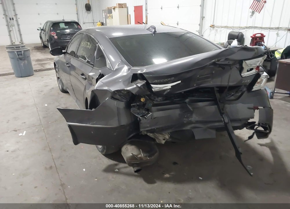 2018 HONDA ACCORD VIN: 1HGCV2F50JA031159