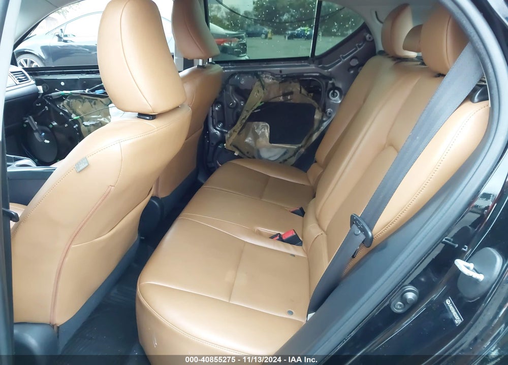 2011 LEXUS CT 200H PREMIUM VIN: JTHKD5BH6B2007571