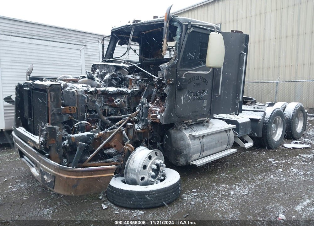 2005 INTERNATIONAL 9200 9200I VIN: 2HSCEAPRX5C036097
