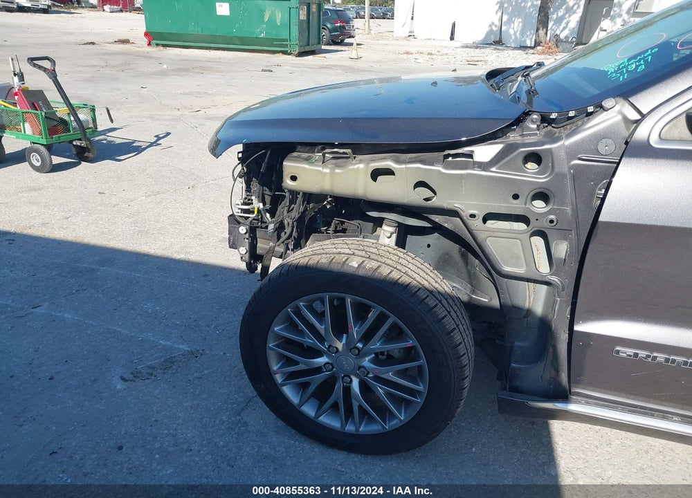 2018 JEEP GRAND CHEROKEE SUMMIT 4X2 VIN: 1C4RJEJG5JC394625