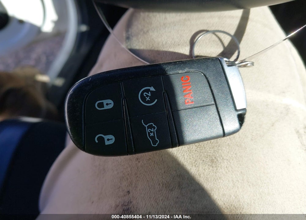 2019 JEEP GRAND CHEROKEE ALTITUDE 4X4 VIN: 1C4RJFAG4KC569180