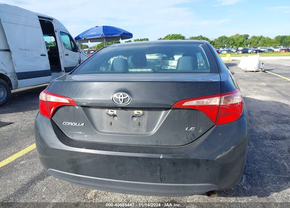2017 TOYOTA COROLLA LE VIN: 5YFBURHE5HP618353