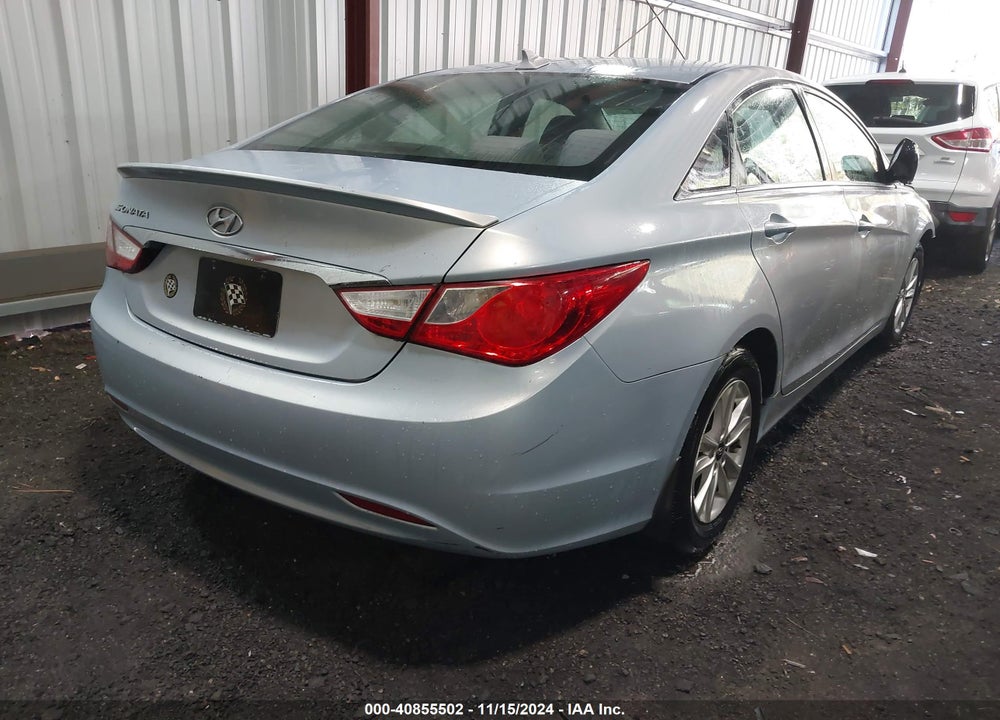 2013 HYUNDAI SONATA GLS VIN: 5NPEB4AC1DH505666