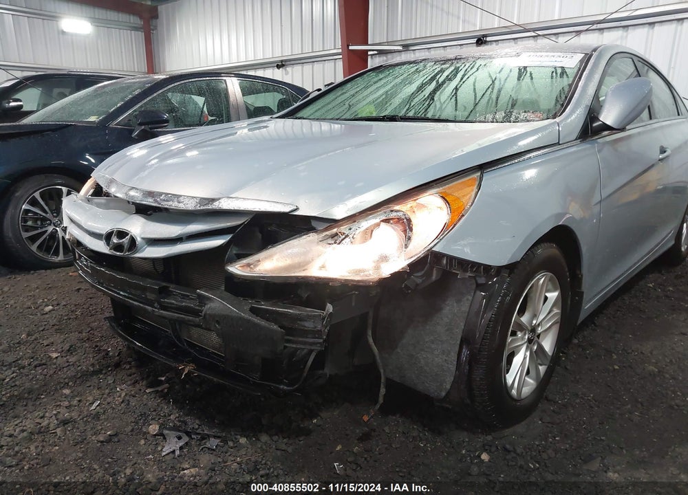 2013 HYUNDAI SONATA GLS VIN: 5NPEB4AC1DH505666