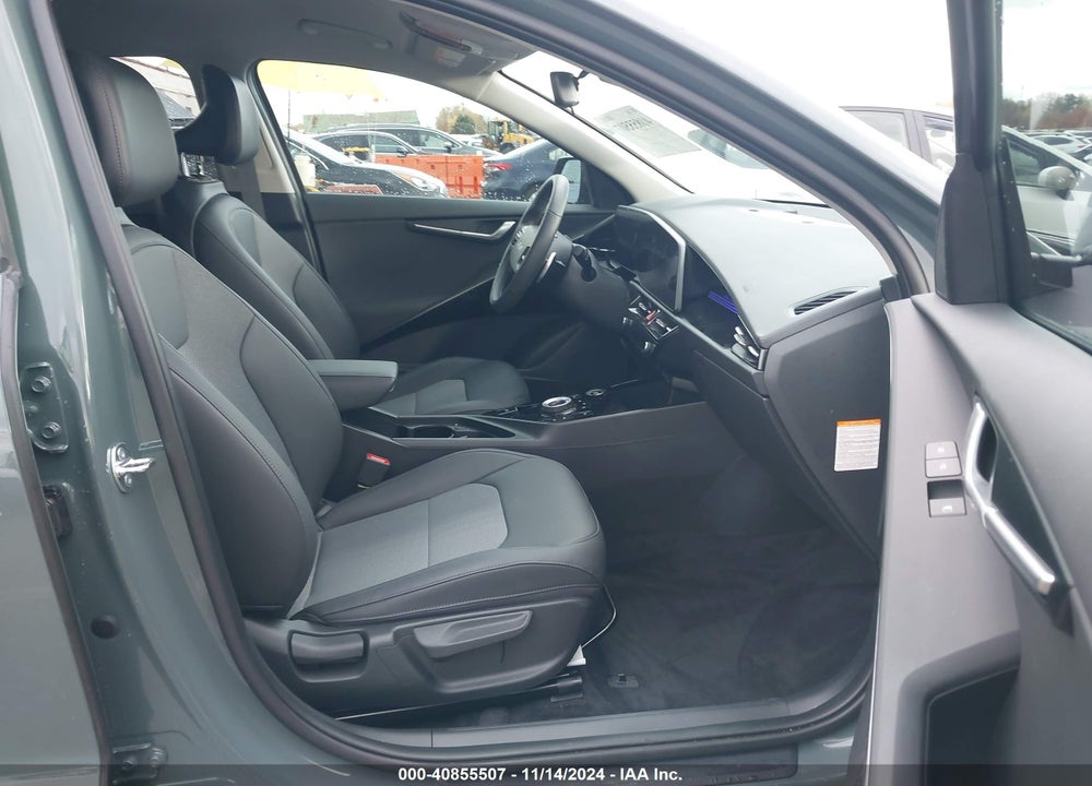 2024 KIA NIRO EV WIND VIN: KNDCR3L11R5118020