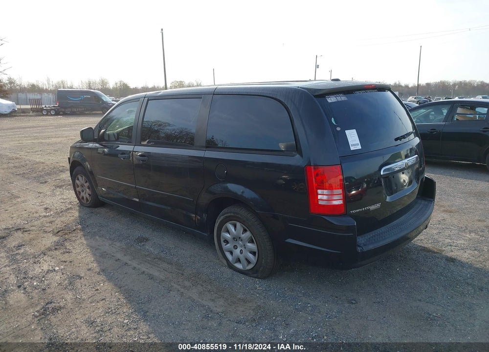 2008 CHRYSLER TOWN & COUNTRY LX VIN: 2A8HR44H48R760488