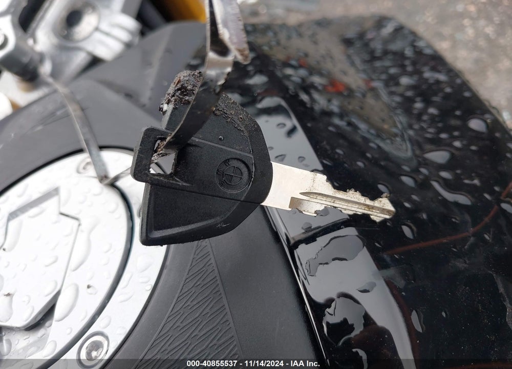 2023 BMW G310 R VIN: WB30G4304PRA46877