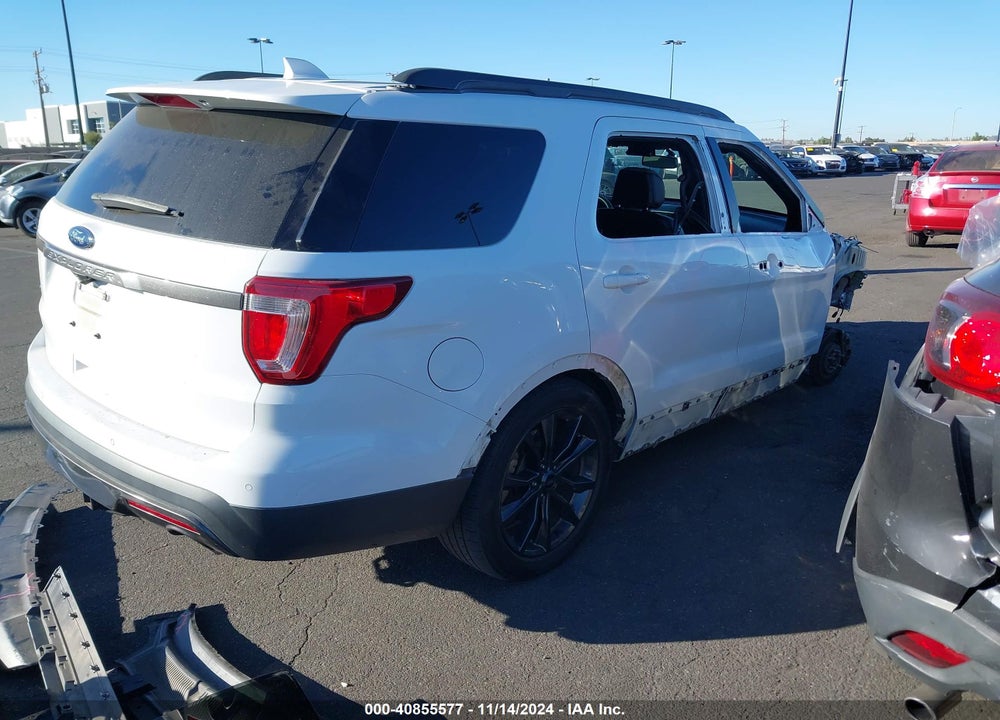 2017 FORD EXPLORER XLT VIN: 1FM5K7D88HGE38935