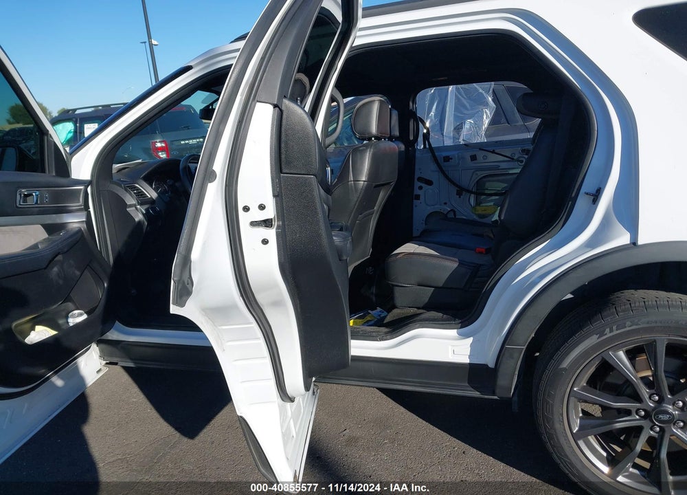 2017 FORD EXPLORER XLT VIN: 1FM5K7D88HGE38935