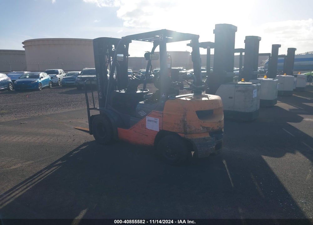 2000 TOYOTA 8FGU25 VIN: 00000000000012394