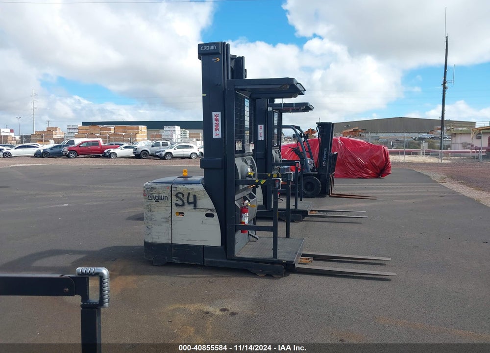 2013 CROWN SP3520-30 VIN: 0000000001A410954