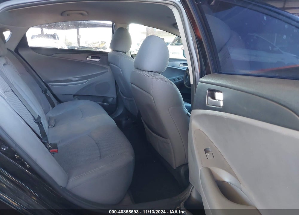 2011 HYUNDAI SONATA VIN: 5NPEB4AC6BH266760