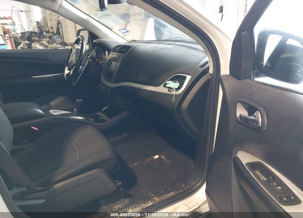 2019 DODGE JOURNEY SE VIN: 3C4PDCBG1KT687008