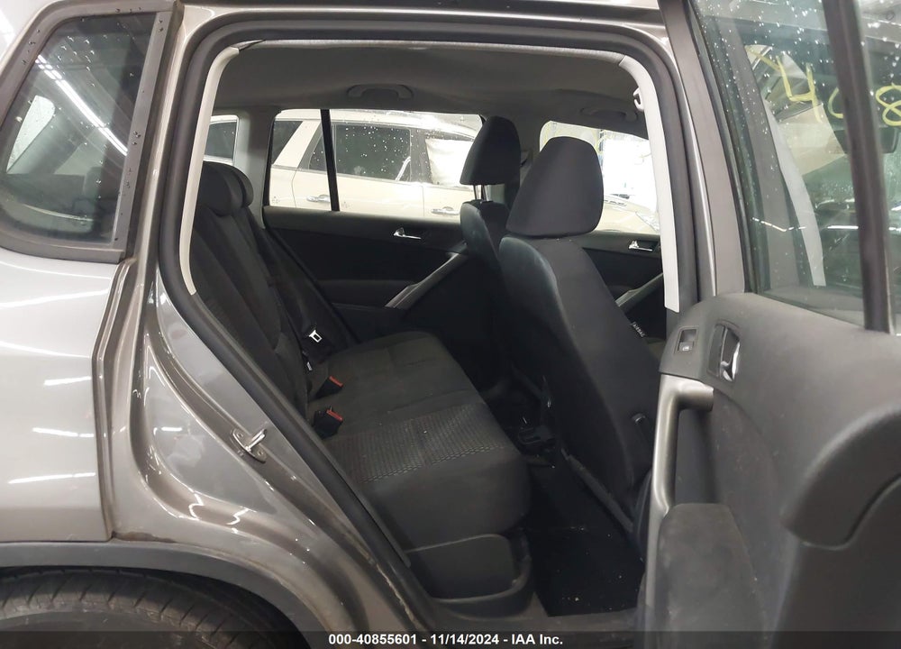 2009 VOLKSWAGEN TIGUAN S/SE/SEL VIN: WVGAV75N09W512981