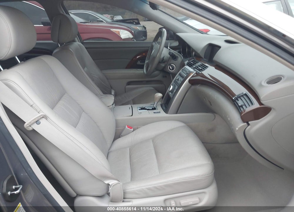 2006 ACURA RL 3.5 VIN: JH4KB16586C007652