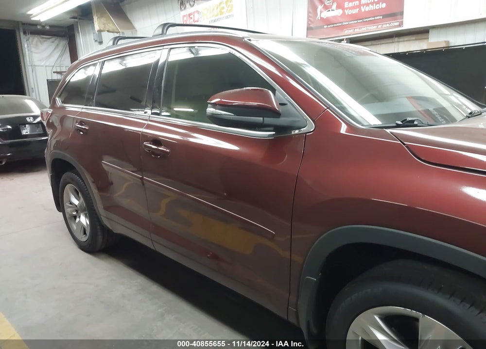 2015 TOYOTA HIGHLANDER LIMITED V6 VIN: 5TDDKRFH0FS208172