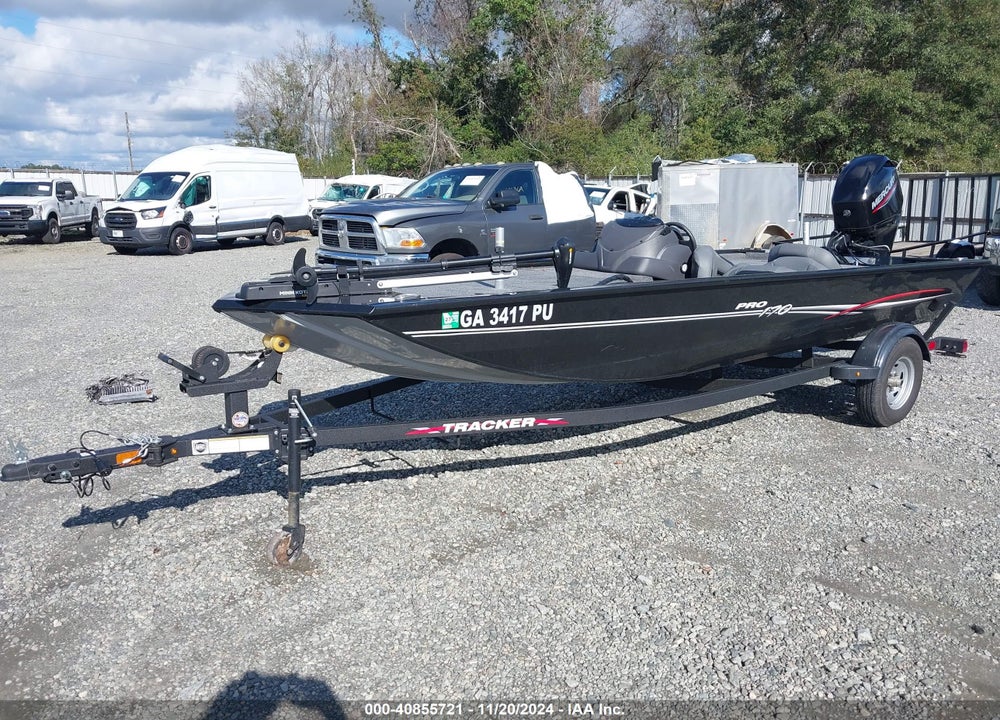 2024 TRACKER OTHER VIN: BUJ81838G324