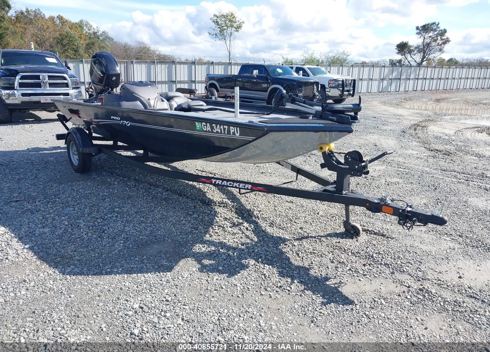 2024 TRACKER OTHER VIN: BUJ81838G324