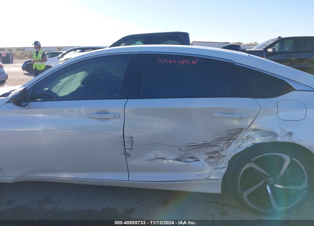 2022 HONDA ACCORD VIN: 1HGCV1F42NA027055