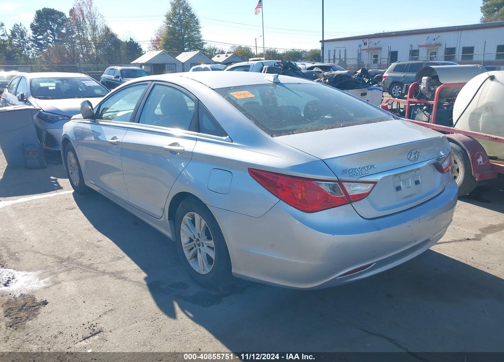 2013 HYUNDAI SONATA GLS VIN: 5NPEB4AC4DH725075