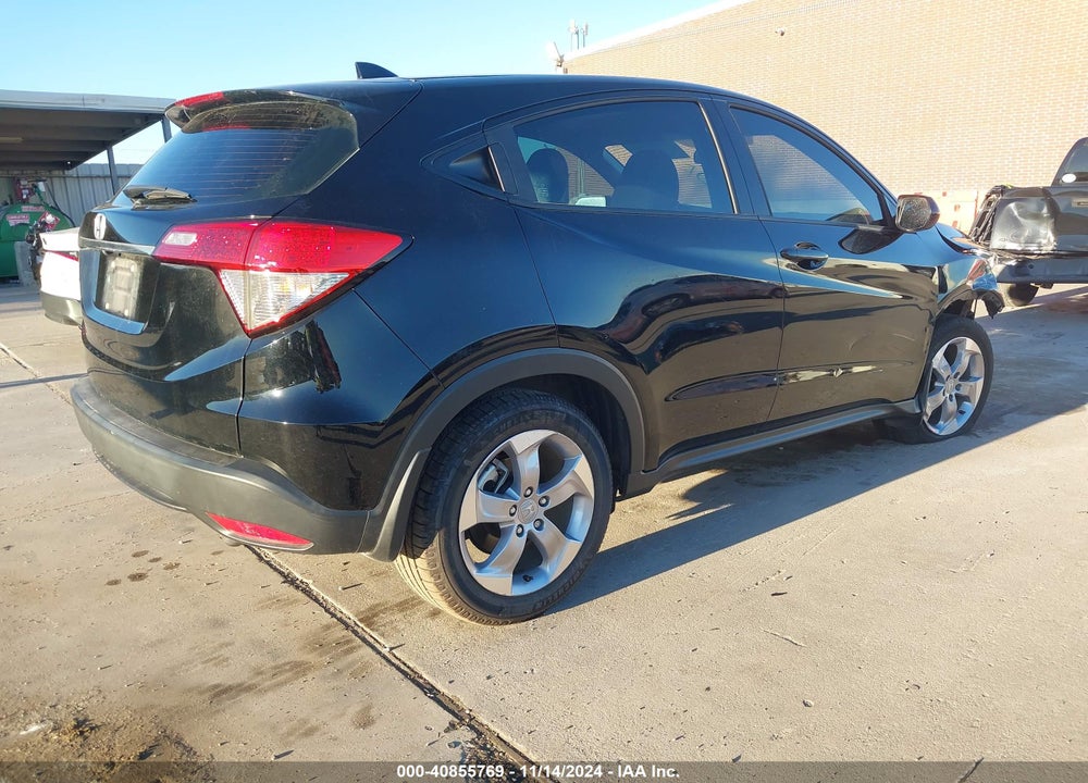 2022 HONDA HR-V 2WD LX VIN: 3CZRU5H34NM728507