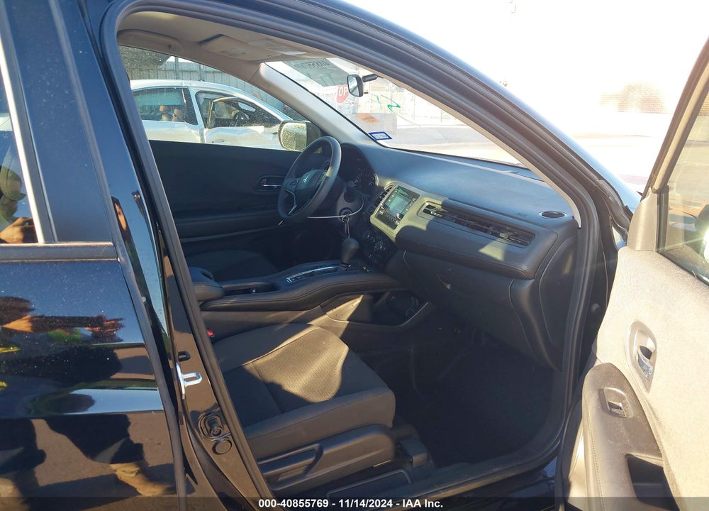 2022 HONDA HR-V 2WD LX VIN: 3CZRU5H34NM728507