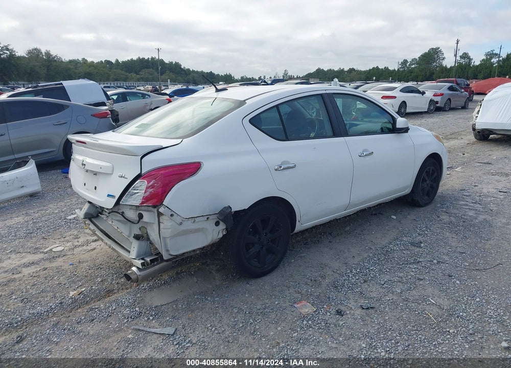 2013 NISSAN VERSA 1.6 SL VIN: 3N1CN7AP0DL888361