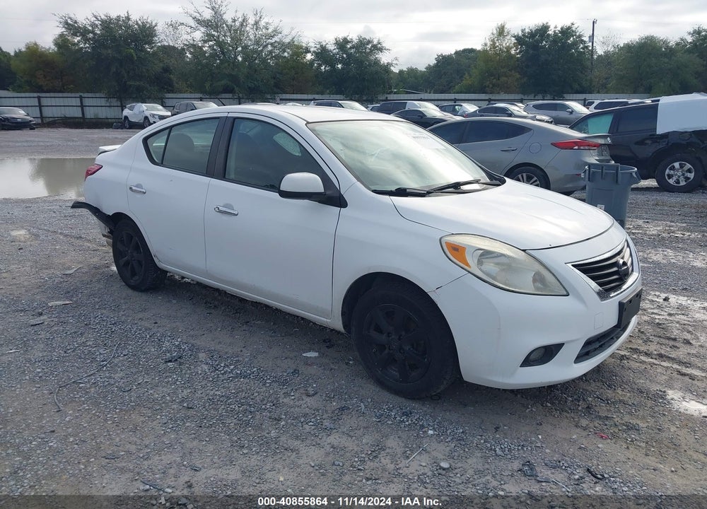 2013 NISSAN VERSA 1.6 SL VIN: 3N1CN7AP0DL888361