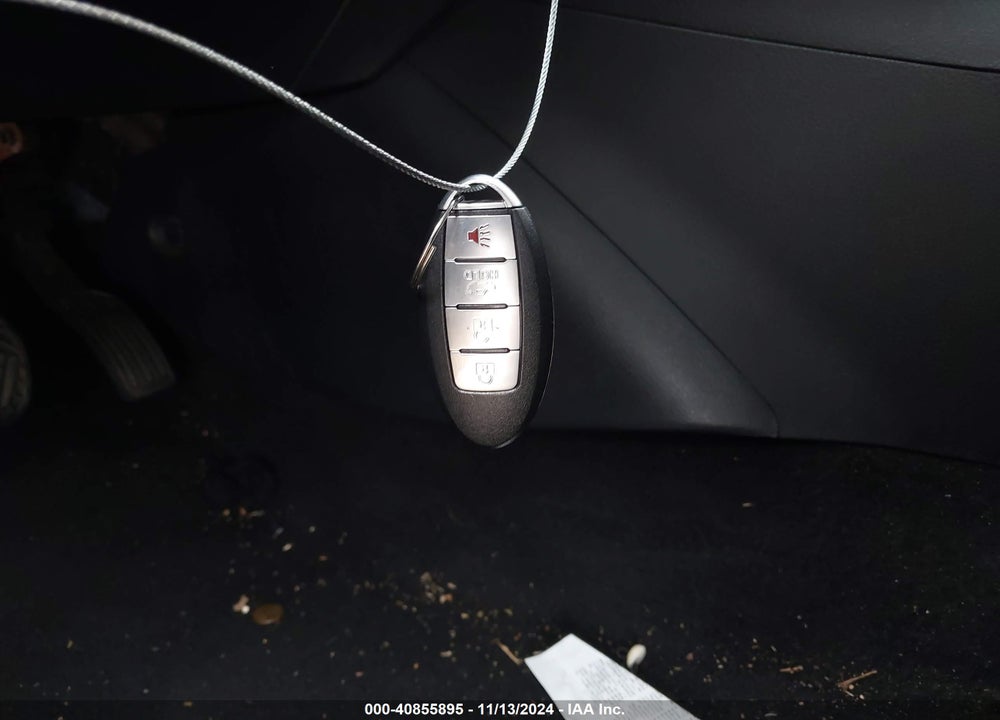 2017 NISSAN SENTRA VIN: 3N1AB7AP3HL670582
