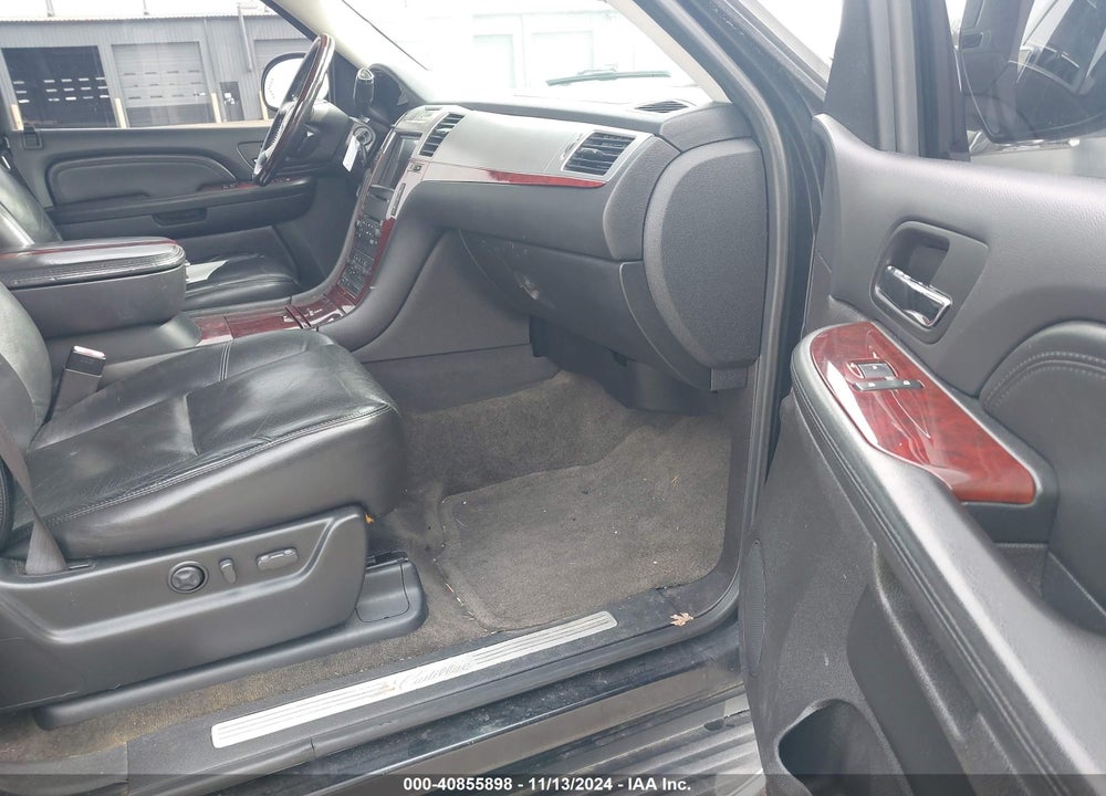 2008 CADILLAC ESCALADE ESV STANDARD VIN: 1GYFK66848R185501
