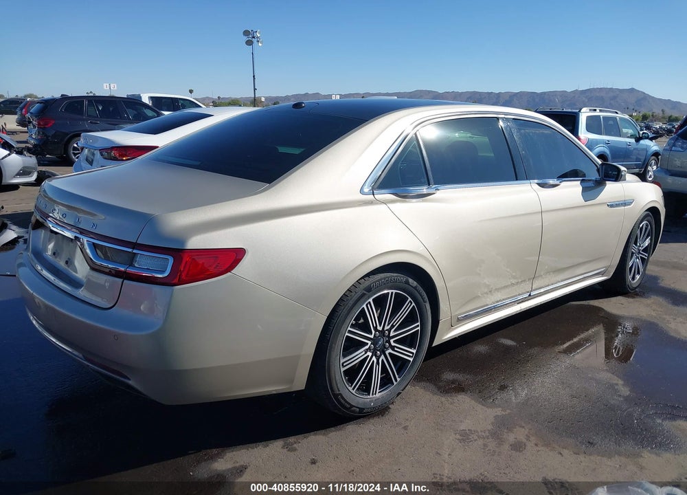 2017 LINCOLN CONTINENTAL RESERVE VIN: 1LN6L9NP6H5624083