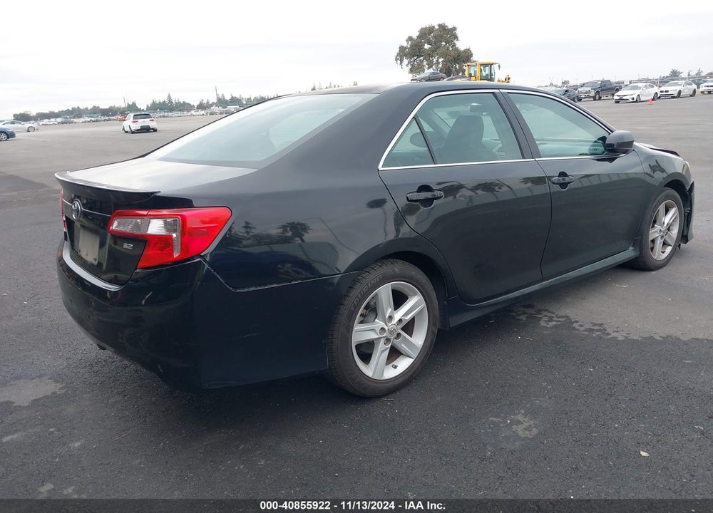 2013 TOYOTA CAMRY SE VIN: 4T1BF1FK3DU688642