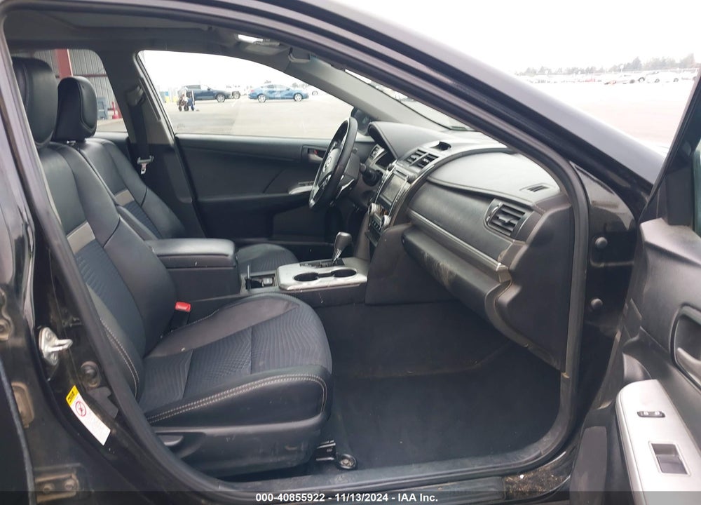 2013 TOYOTA CAMRY SE VIN: 4T1BF1FK3DU688642