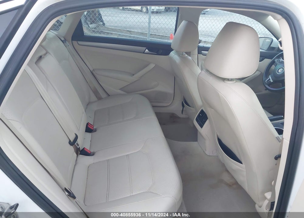 2014 VOLKSWAGEN PASSAT 2.5L SE VIN: 1VWBH7A30EC016835