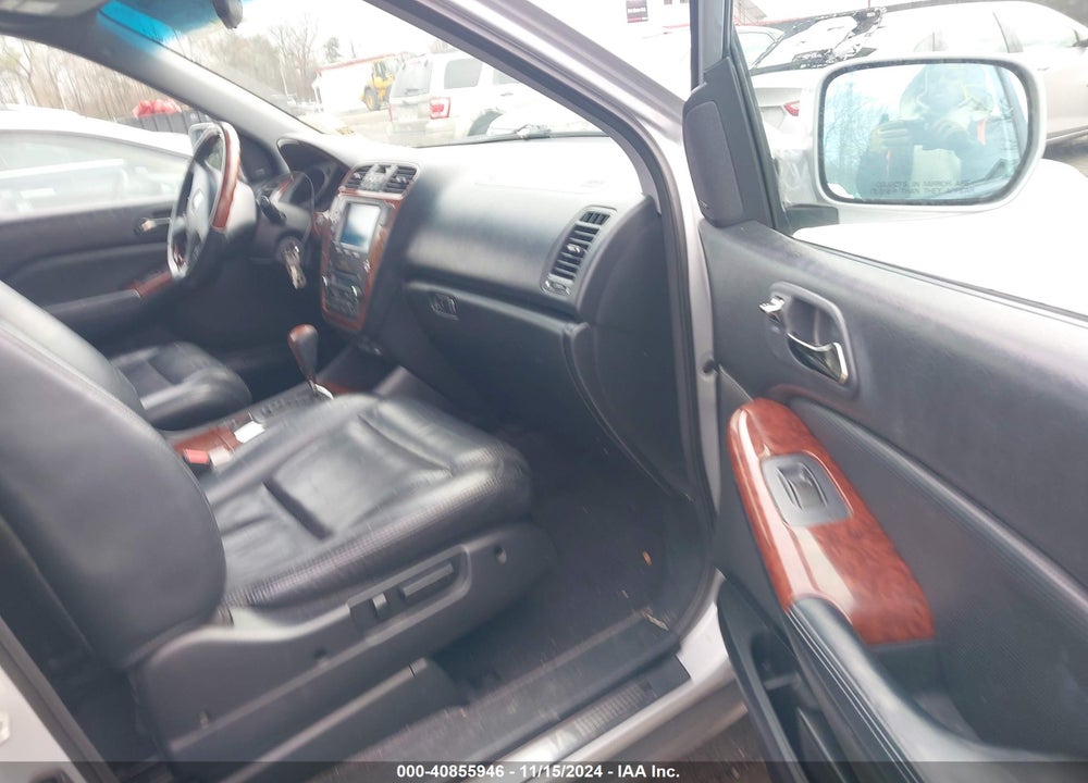 2004 ACURA MDX VIN: 2HNYD18654H561912