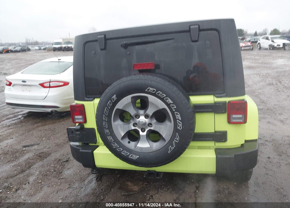 2016 JEEP WRANGLER UNLIMITED SAHARA VIN: 1C4BJWEG9GL328525
