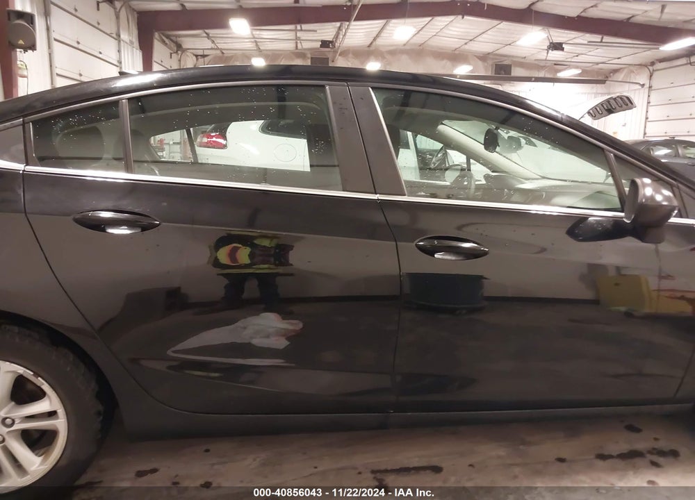 2017 CHEVROLET CRUZE LT AUTO VIN: 1G1BE5SM6H7175579