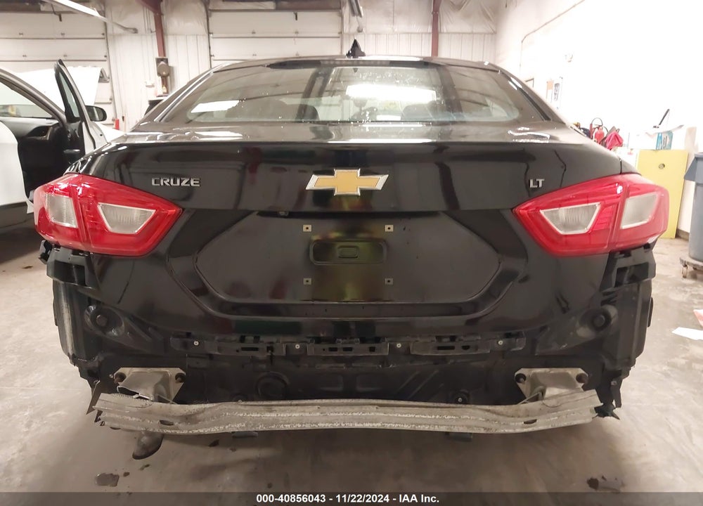 2017 CHEVROLET CRUZE LT AUTO VIN: 1G1BE5SM6H7175579
