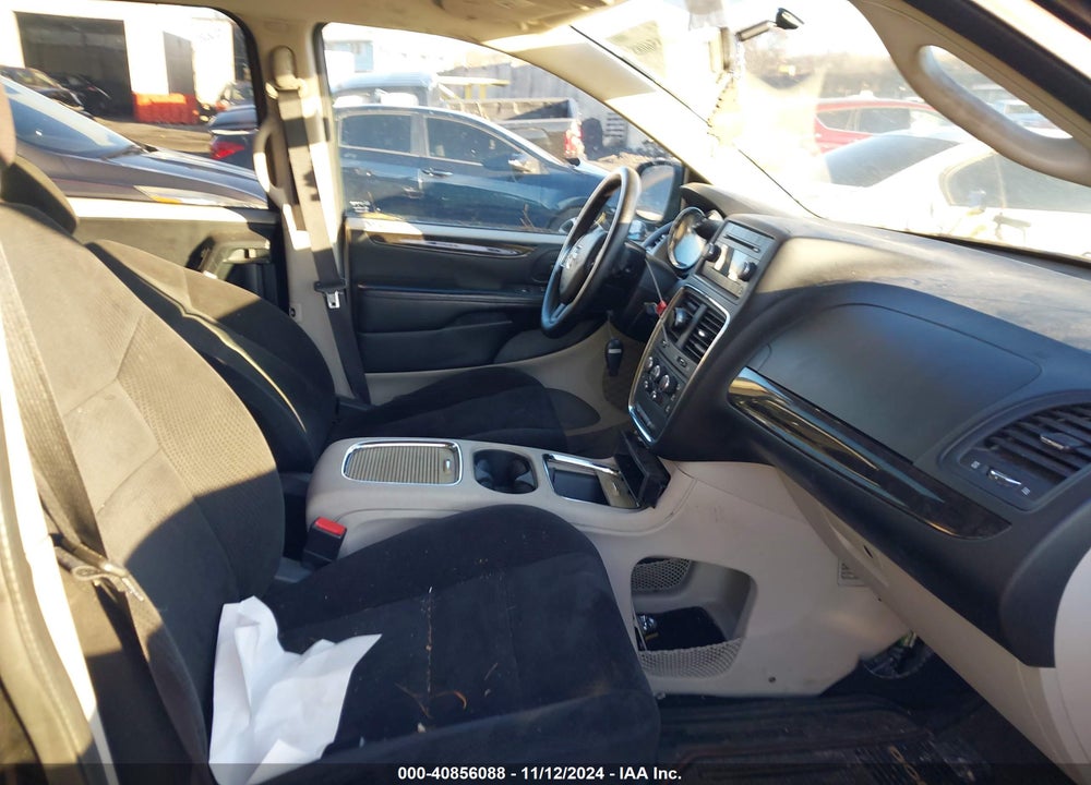 2014 DODGE GRAND CARAVAN SXT VIN: 2C4RDGCG7ER242276
