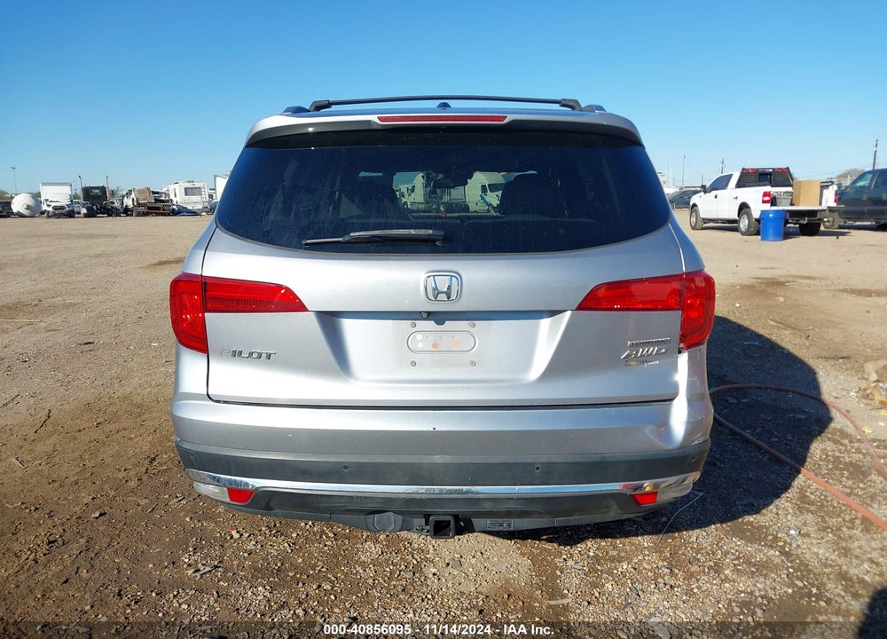 2017 HONDA PILOT TOURING VIN: 5FNYF6H9XHB062350