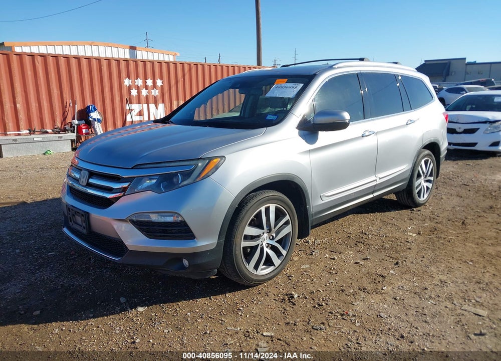 2017 HONDA PILOT TOURING VIN: 5FNYF6H9XHB062350