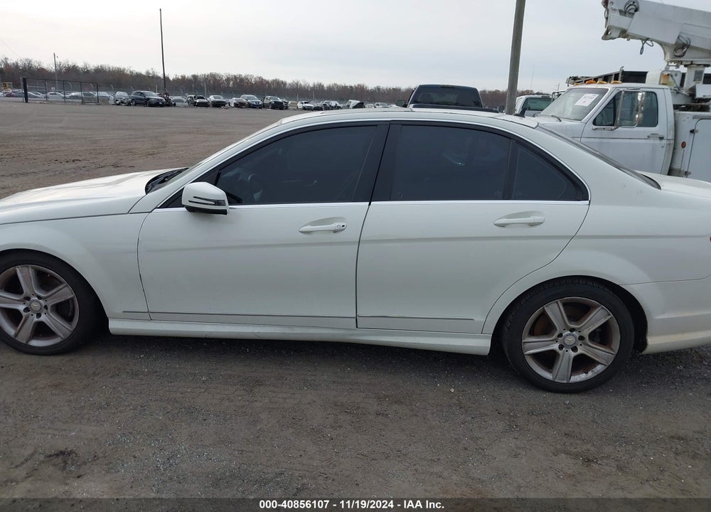 2011 MERCEDES-BENZ C 300 LUXURY 4MATIC/SPORT 4MATIC VIN: WDDGF8BB1BR156708