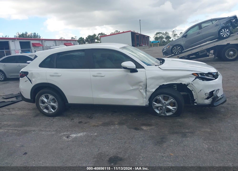 2025 HONDA HR-V 2WD LX VIN: 3CZRZ1H39SM719324