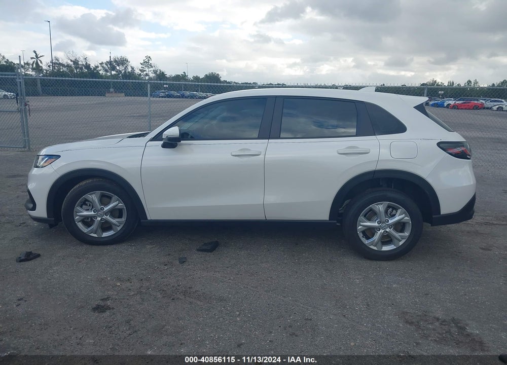 2025 HONDA HR-V 2WD LX VIN: 3CZRZ1H39SM719324