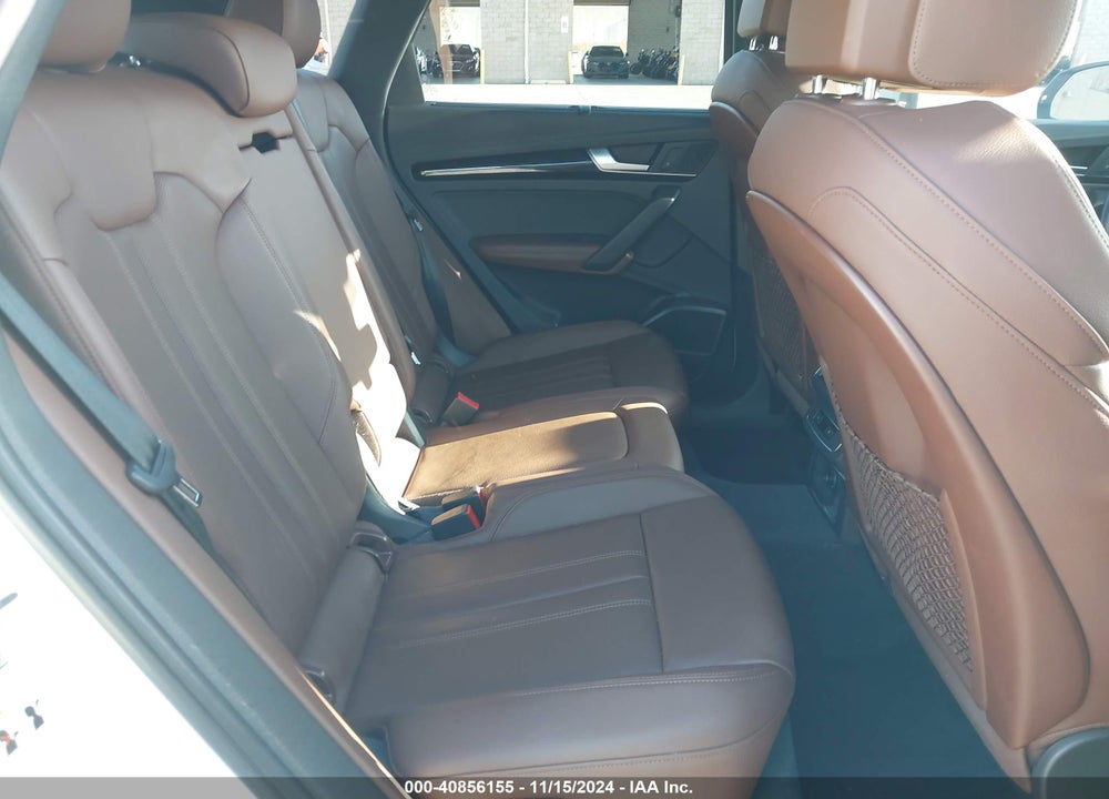 2018 AUDI Q5 VIN: WA1CNAFY7J2045065