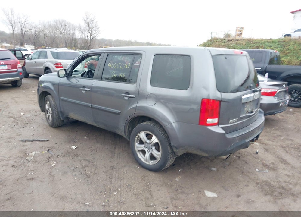 2014 HONDA PILOT EX VIN: 5FNYF4H43EB017027