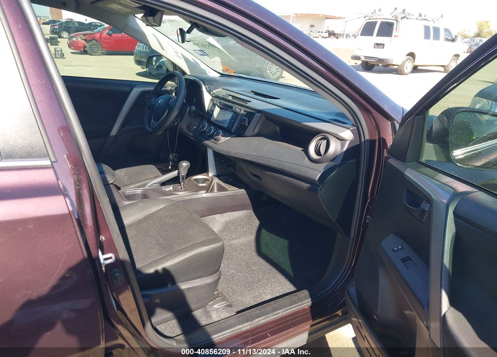 2018 TOYOTA RAV4 LE VIN: 2T3ZFREV2JW470901