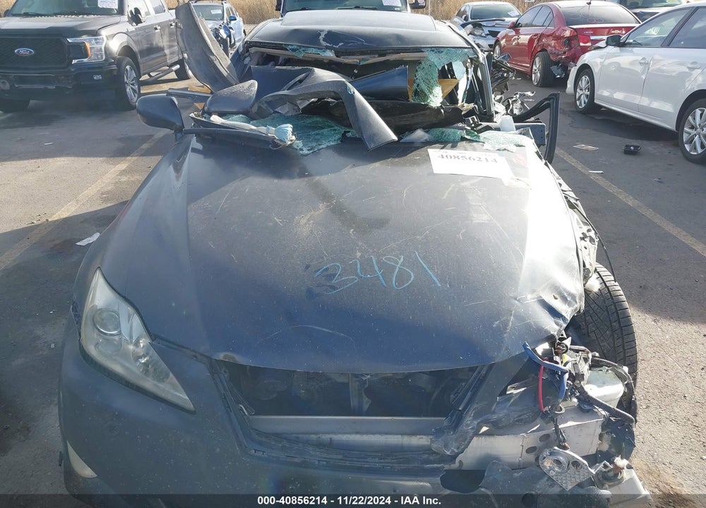 2008 LEXUS IS 350 VIN: JTHBE262X82013481